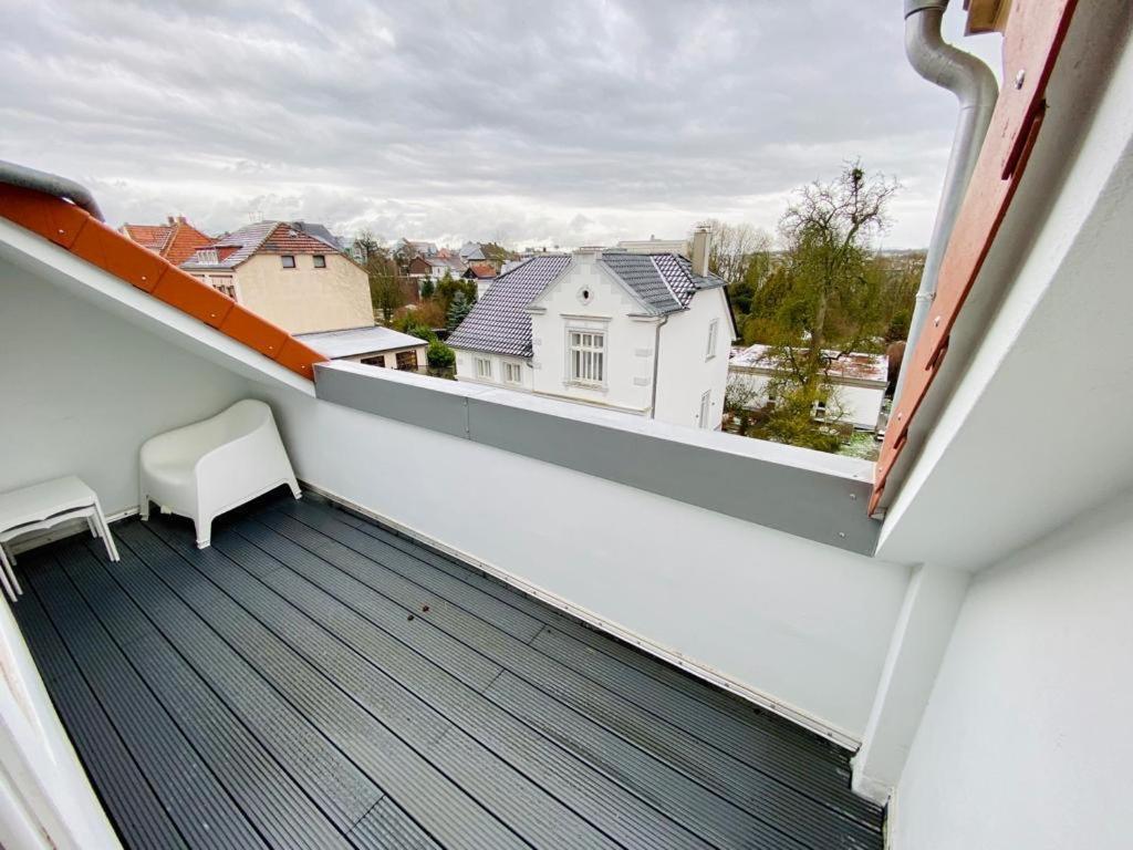 Cute Apartment - Detmold City Center - Large Kitchen, Bath, South Facing Balcony - Free Parking And Wifi Exterior foto